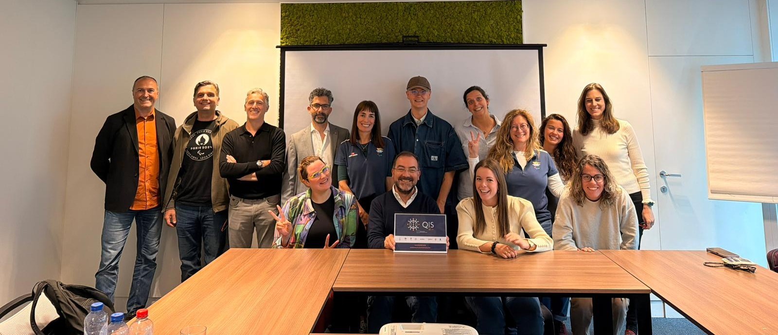 QIS – All In reforça compromisso com desporto inclusivo em reunião de trabalho em Bruxelas