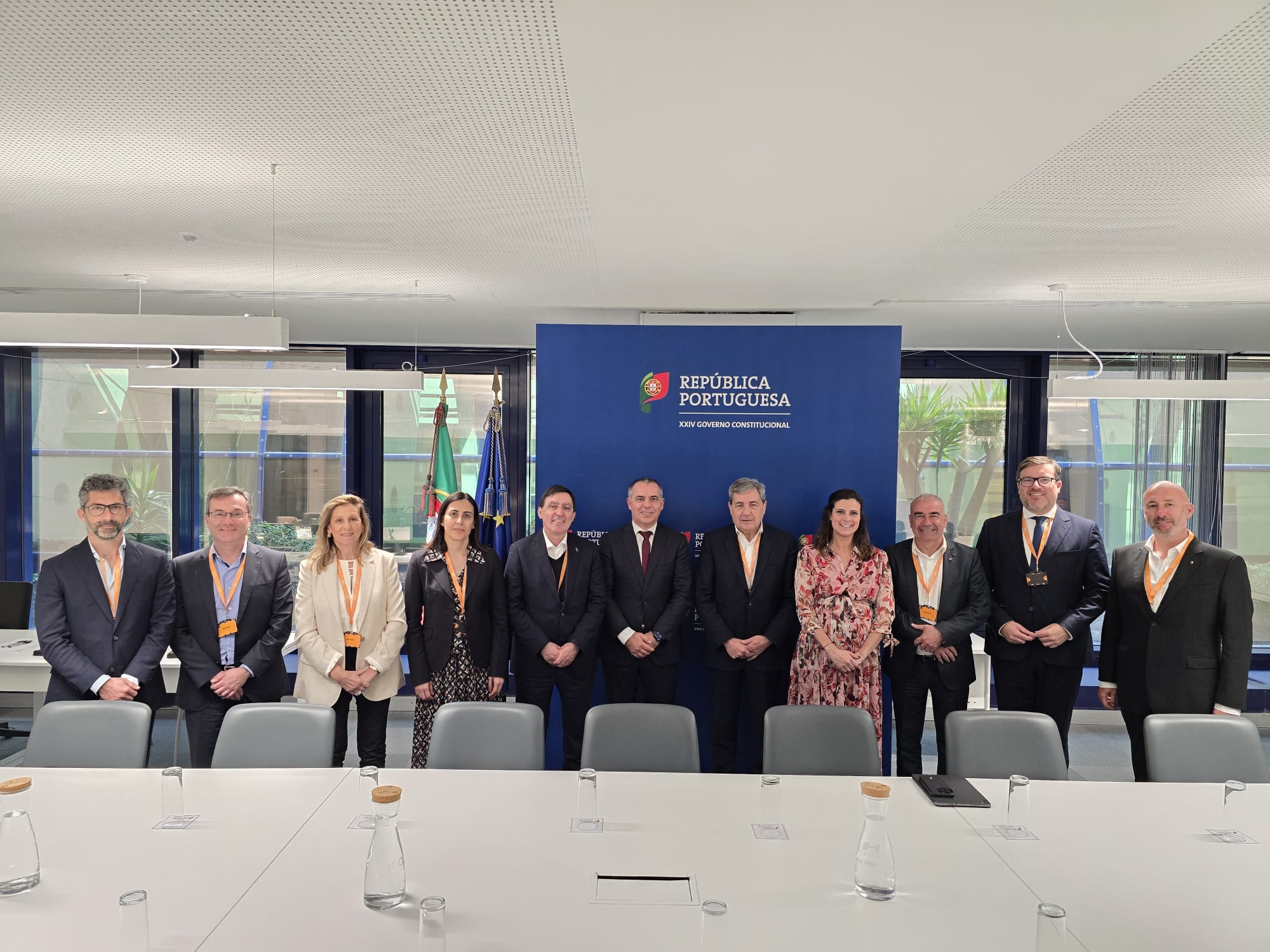 Contrato-programa de apoio ao desenvolvimento desportivo debatido em reunião com o Governo