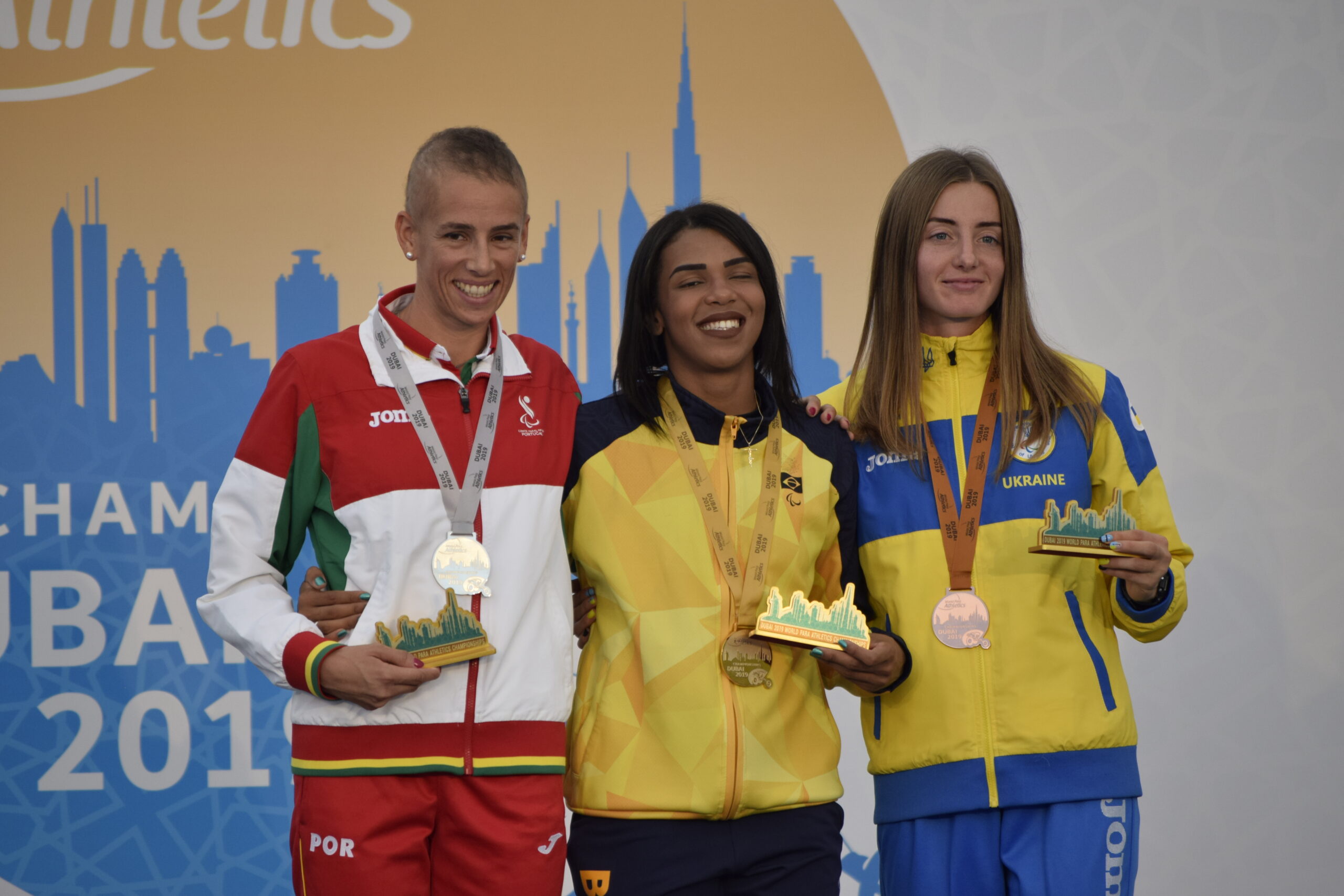 Carolina Duarte já tem a medalha de vice-campeã do mundo