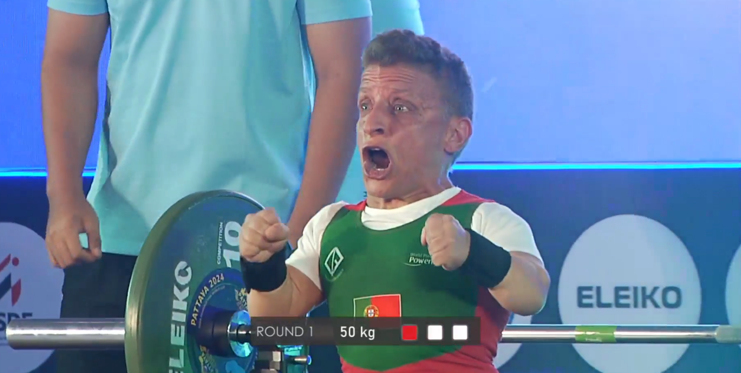 Simone Fragoso em sétimo lugar na Taça do Mundo de Powerlifting