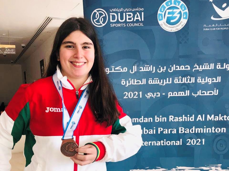 Beatriz Monteiro de bronze no Dubai