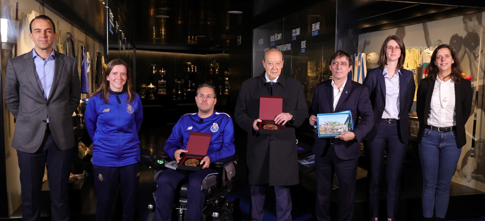 Presidente do CPP visita FC Porto