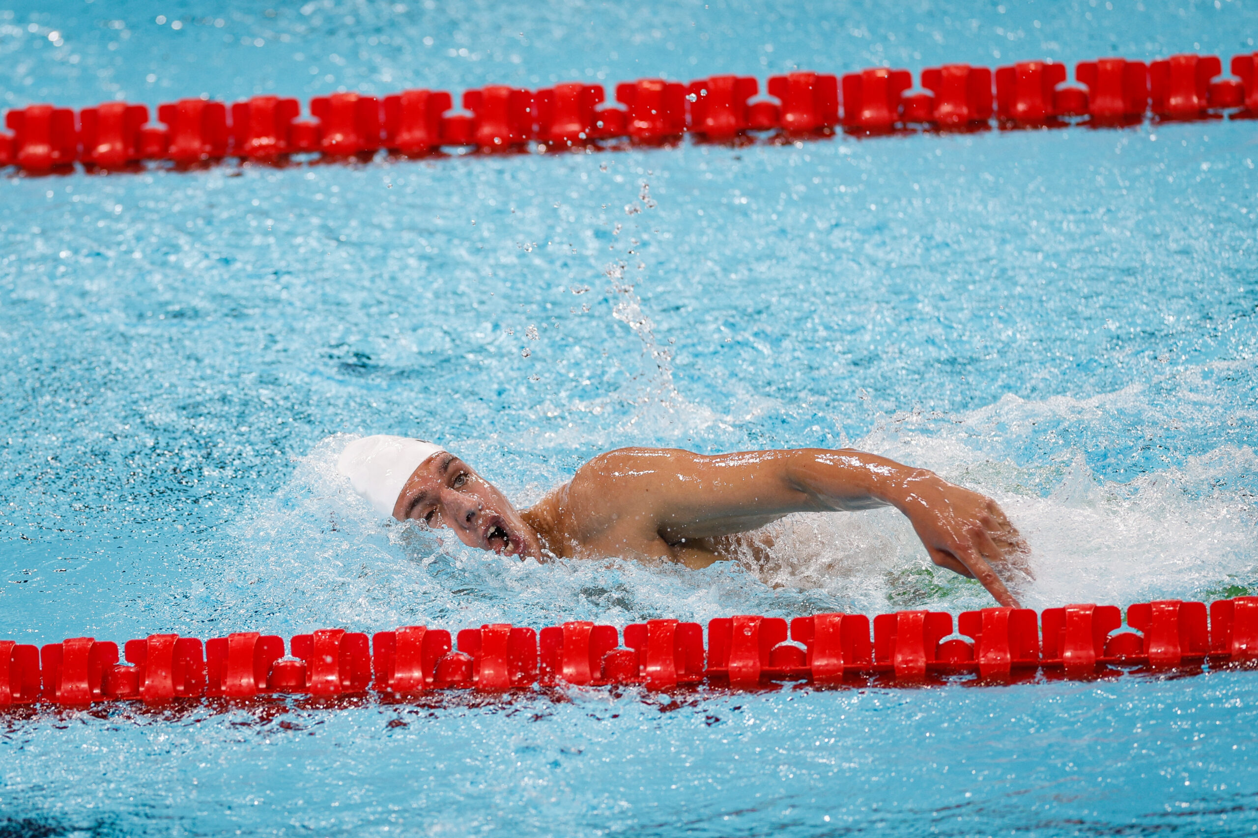 Marco Meneses garante diploma paralímpico com recorde nacional