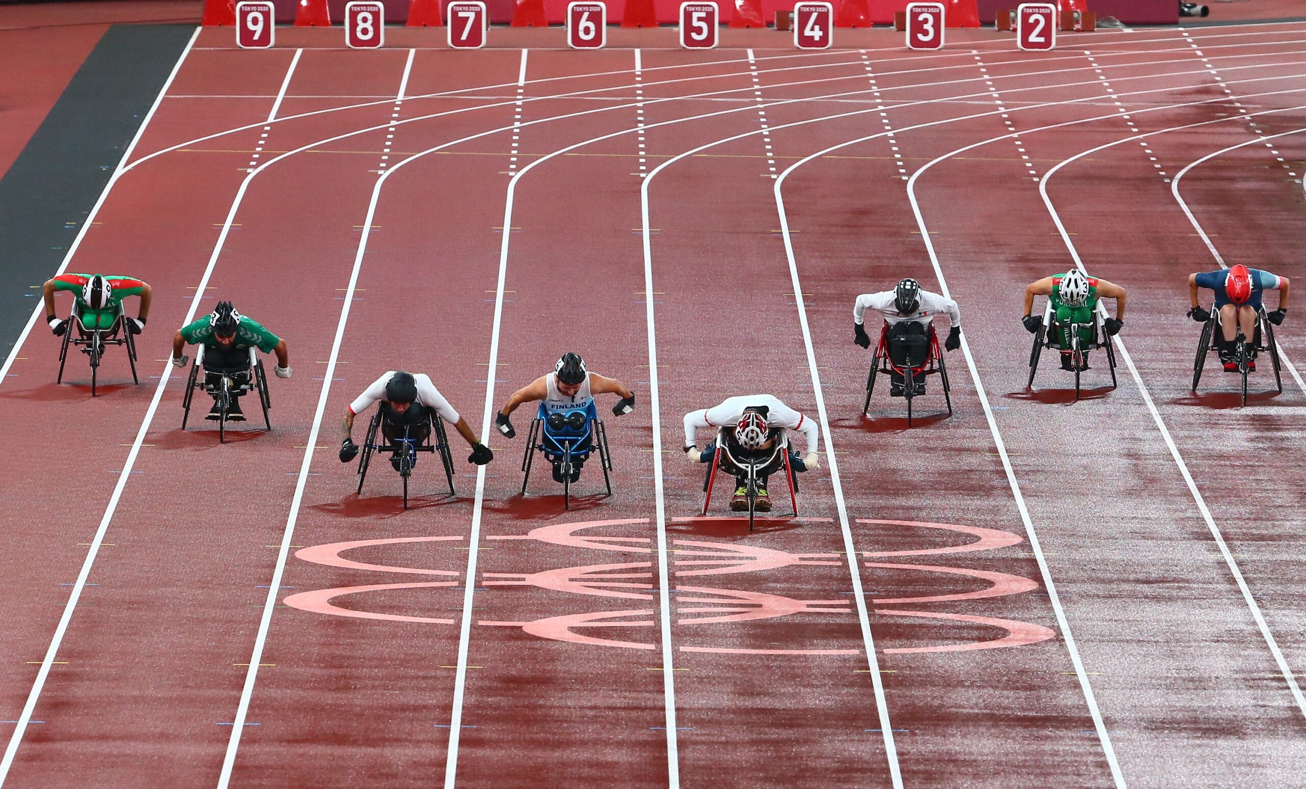 Federação Portuguesa de Atletismo promove ações de formação sobre corrida e lançamentos em cadeira de rodas